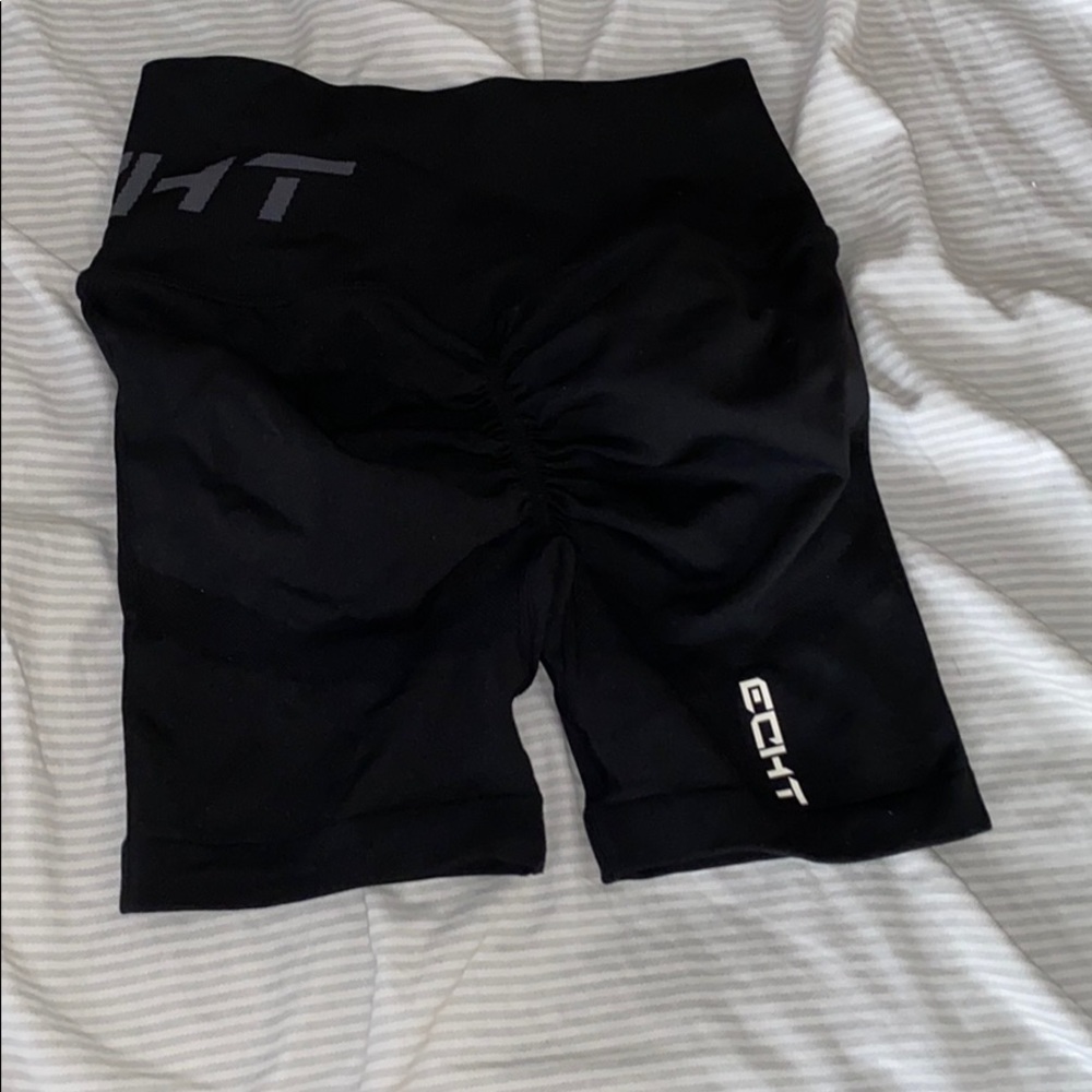 Echt butt scrunch work out shorts